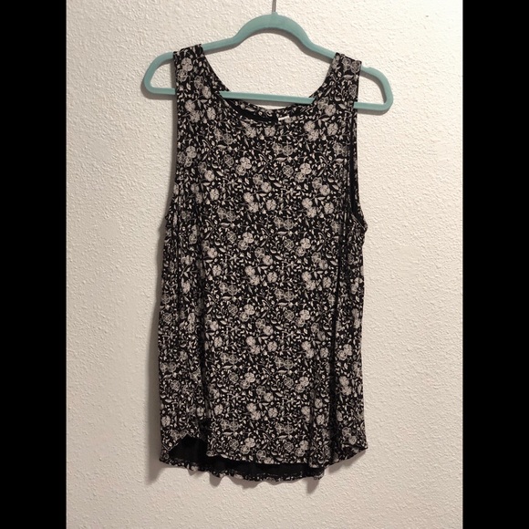 Old Navy Tops - Old Navy Floral Tank Top